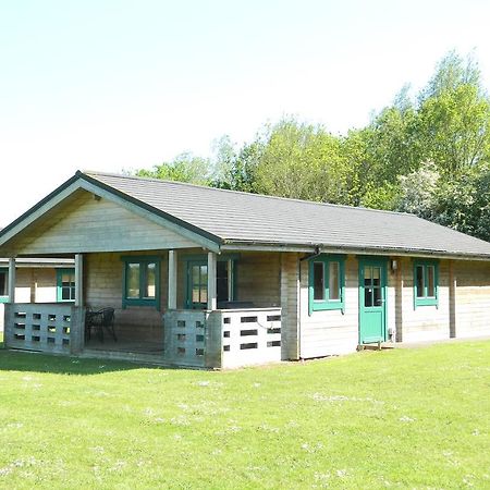 Lake Pochard Holiday Lodges South Cerney Szoba fotó