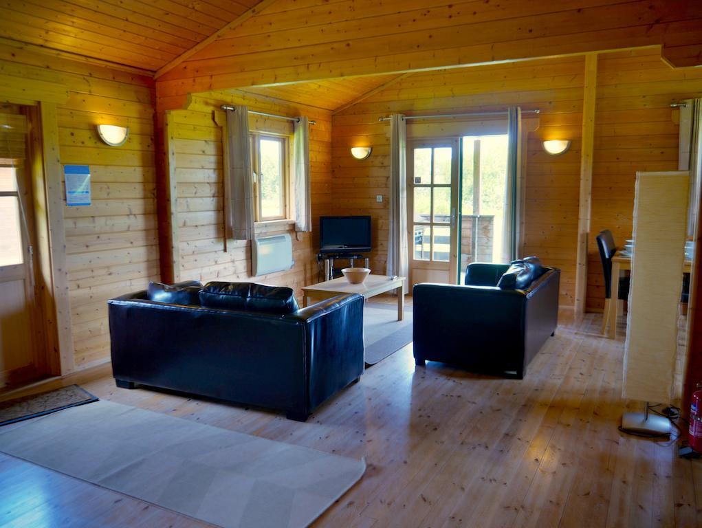 Lake Pochard Holiday Lodges South Cerney Szoba fotó